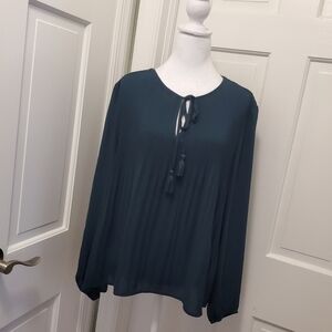 Daniel Rainn Green Blouse Size Medium, Business Casual